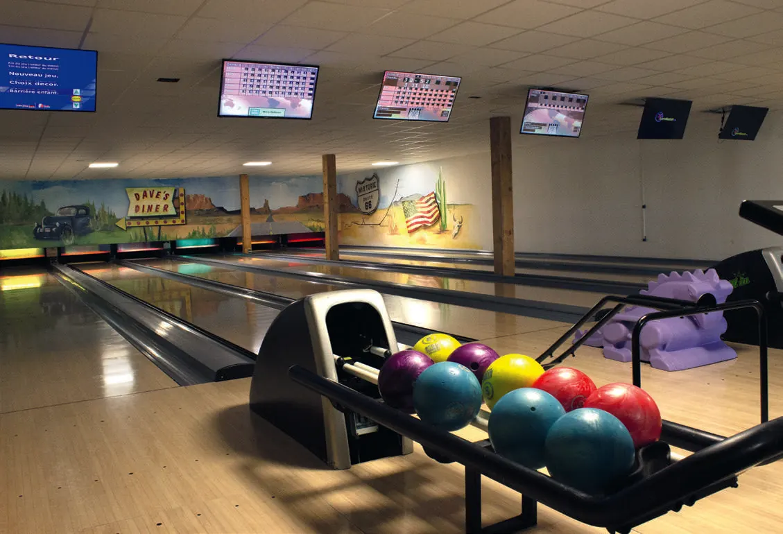 Bowlingbahnen im All In