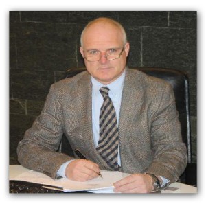 Herr Dirk Breuer dirk_breuer